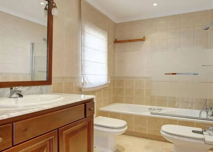 Tatil Evi Bright 2 Bedroom Townhouse Fuengirola