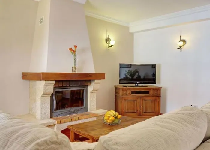Bright 2 Bedroom Townhouse Tatil Evi *
